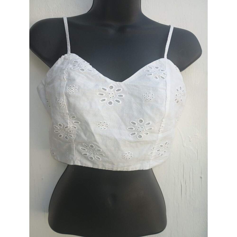Women's Universal Threads Small White Eyelet Cropped Halter Top Y2K Coquette